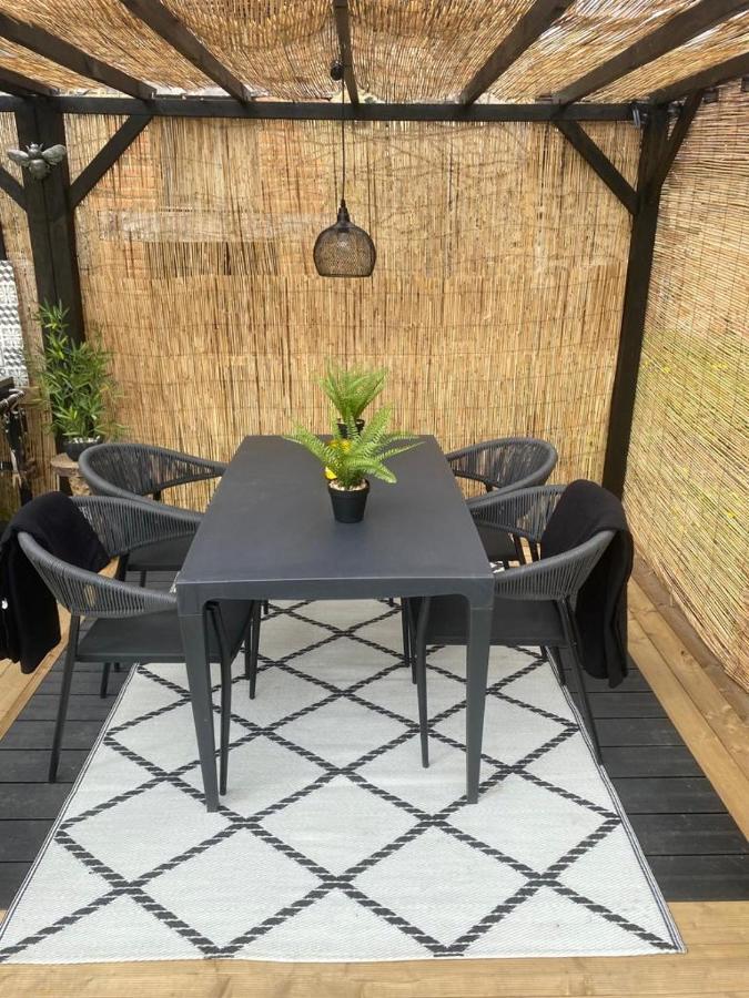 Maison De Mags & Mags Willow Room Lanouaille Ngoại thất bức ảnh